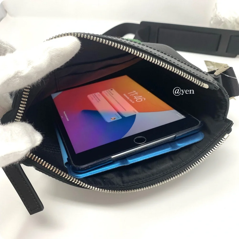 Gucci Unisex's messenger techno Crossbodybag - Picture 9 of 13